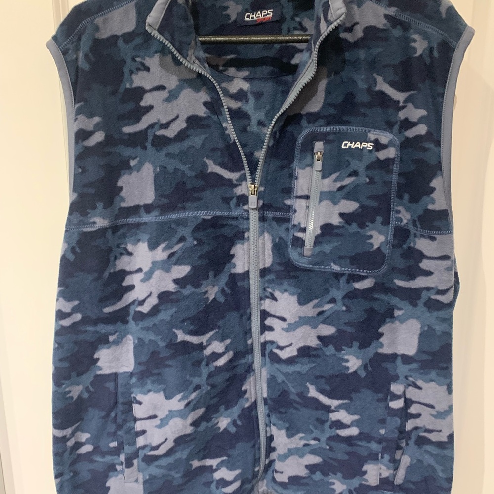 Chaps Blue Camouflage Fleece Vest  A2